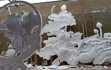 泡沫雕塑1.png